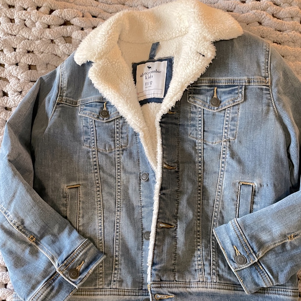 Sherpa lined Jean jacket for boys or girls.